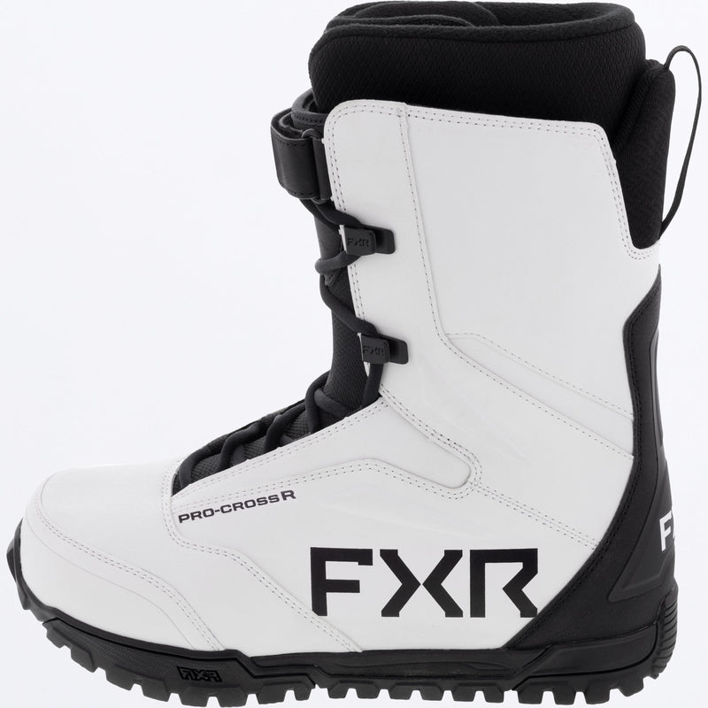 ProCross_R_Boot_WhiteBlack_240700-_0110_side