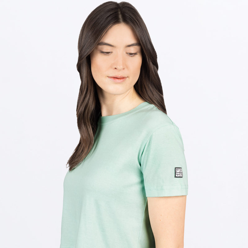 AlignCrop_TShirt_W_LtSage_242235-_7000_Detail